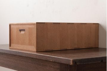 アンティーク雑貨　指物　桐材　シンプルな上手物の書箱(書類箱、帳簿入れ)(R-037346)