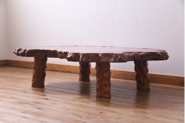 ヴィンテージ家具　葡萄杢・鳥眼杢　天板クスノキ(楠)材一枚板の座卓(ローテーブル、ビンテージ)(R-037351)