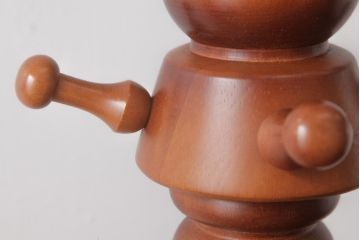 中古　ビンテージカリモク　上品な挽き物加工が施されたポールハンガー(コートハンガー)(R-037357)