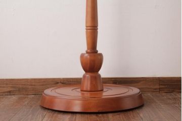中古　ビンテージカリモク　上品な挽き物加工が施されたポールハンガー(コートハンガー)(R-037357)