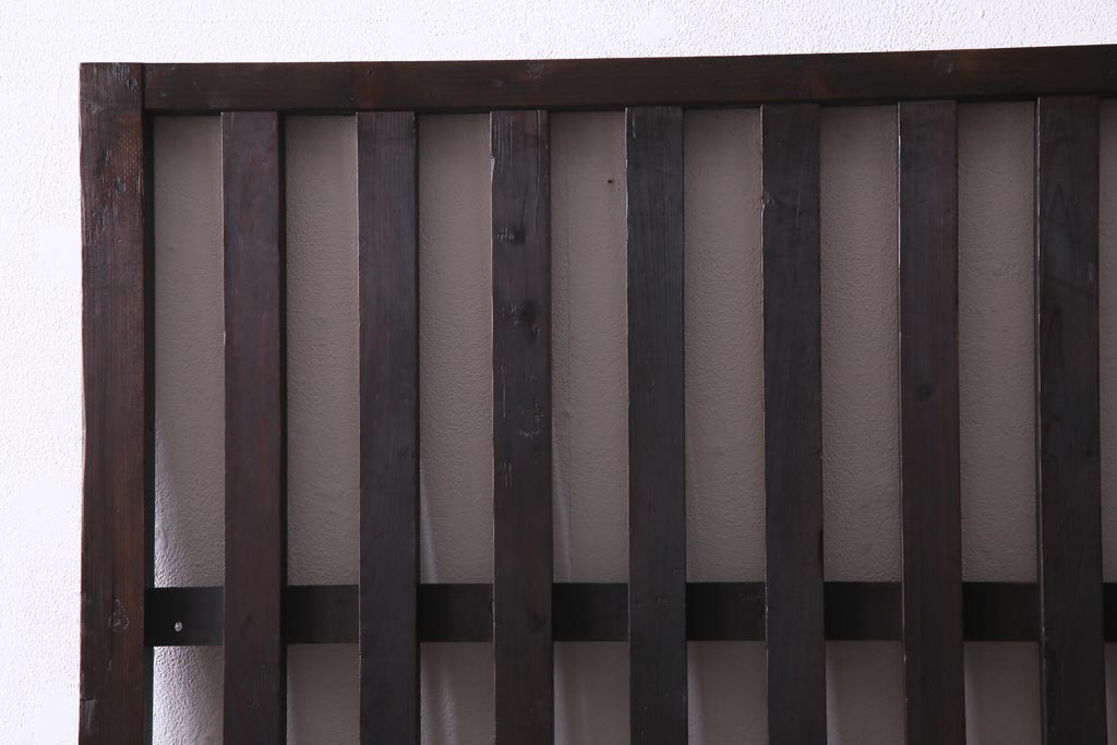 アンティーク建具　明治大正期　風情を感じさせる和モダンな縦格子戸1枚(建具、はめ殺し、DIY)