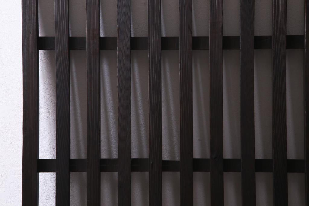 アンティーク建具　明治大正期　風情を感じさせる和モダンな縦格子戸1枚(建具、はめ殺し、DIY)