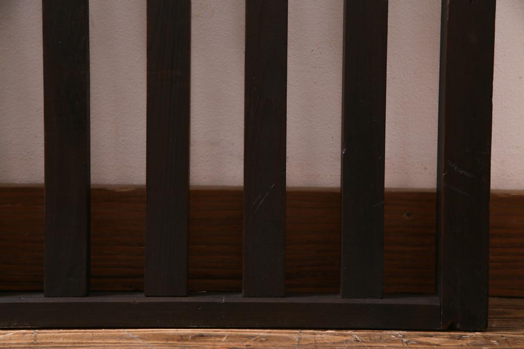 アンティーク建具　明治大正期　風情を感じさせる和モダンな縦格子戸1枚(建具、はめ殺し、DIY)