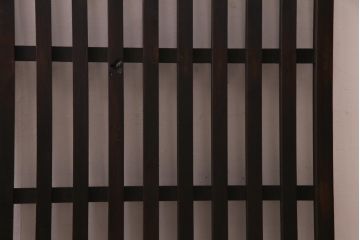 アンティーク建具　明治大正期　風情を感じさせる和モダンな縦格子戸1枚(建具、はめ殺し、DIY)