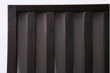 アンティーク建具　明治大正期　風情を感じさせる和モダンな縦格子戸1枚(建具、はめ殺し、DIY)
