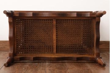 中古　カリモク　コロニアルシリーズ　クラシックカントリーな雰囲気のサイドテーブル(花台)(R-037369)