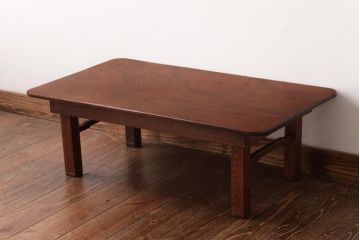 アンティーク家具　総ケヤキ材　一枚板を贅沢に使用したダイナミックな杢目の角ちゃぶ台(ローテーブル)(R-037371)