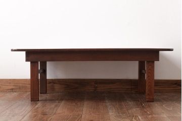 アンティーク家具　総ケヤキ材　一枚板を贅沢に使用したダイナミックな杢目の角ちゃぶ台(ローテーブル)(R-037371)