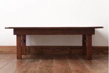 アンティーク家具　総ケヤキ材　一枚板を贅沢に使用したダイナミックな杢目の角ちゃぶ台(ローテーブル)(R-037371)