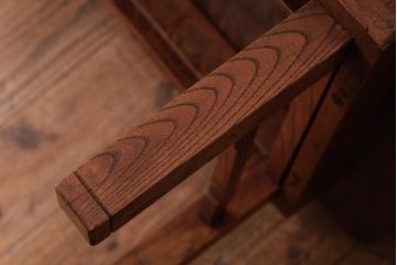 アンティーク家具　総ケヤキ材　一枚板を贅沢に使用したダイナミックな杢目の角ちゃぶ台(ローテーブル)(R-037371)
