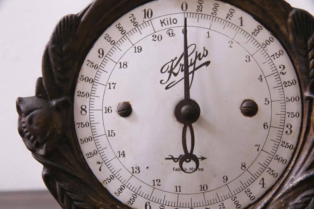 アンティーク雑貨 ドイツ KRUPS(クラップス) アイアン製 キッチンスケール(秤、はかり)(R-037373)