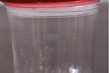 アンティーク雑貨　大正期　赤縁　上品な赤い色が目をひく氷コップ(吹ガラス)(R-037393)