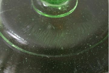 アンティーク雑貨　昭和初期　プレスガラス　ウランガラスのレトロな氷コップ(R-037396)