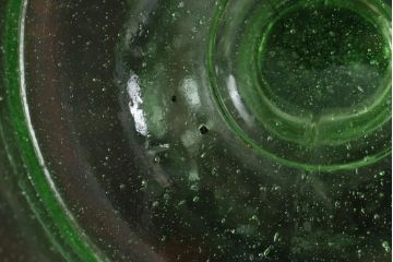 アンティーク雑貨　昭和初期　プレスガラス　ウランガラスのレトロな氷コップ(R-037397)