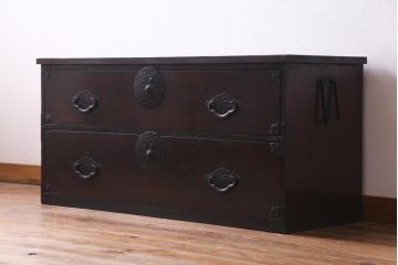 アンティーク家具　明治期　前面栗材　天板リメイク　桜丸金具の米沢箪笥ローチェスト(引き出し)(R-037399)