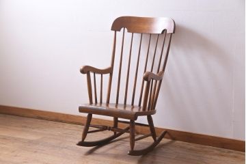 中古　飛騨産業　穂高　ナラ材　使い勝手のよいシンプルなロッキングチェア(アームチェア)(R-037402)