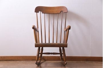 中古　飛騨産業　穂高　ナラ材　使い勝手のよいシンプルなロッキングチェア(アームチェア)(R-037402)