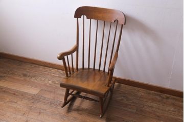 中古　飛騨産業　穂高　ナラ材　使い勝手のよいシンプルなロッキングチェア(アームチェア)(R-037402)