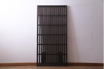 アンティーク建具　和製アンティーク　明治大正期　和の雰囲気漂うシンプルな格子戸1枚(建具、引き戸)(R-037403)