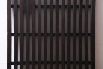 アンティーク建具　和製アンティーク　明治大正期　和の雰囲気漂うシンプルな格子戸1枚(建具、引き戸)(R-037404)
