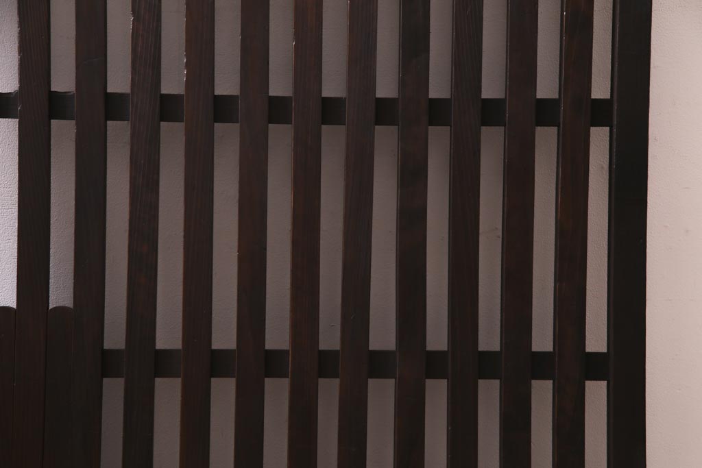 アンティーク建具　和製アンティーク　明治大正期　和の雰囲気漂うシンプルな格子戸1枚(建具、引き戸)(R-037404)