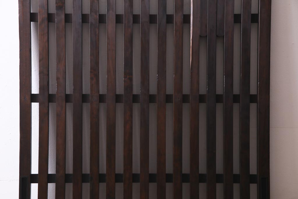 アンティーク建具　和製アンティーク　明治大正期　和の雰囲気漂うシンプルな格子戸1枚(建具、引き戸)(R-037404)