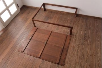 レトロ家具　エンジュ材　漆塗り　折り畳み式の珍しい座卓(ローテーブル)(R-037406)