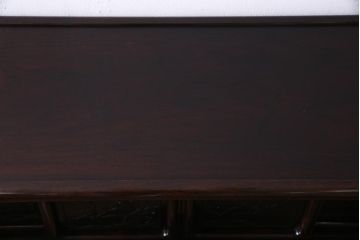 中古　国産　紫檀　漆塗り　最高級　上品な印象与える唐木指物の飾り棚(定価約170万円)(茶棚、戸棚)(R-037416)