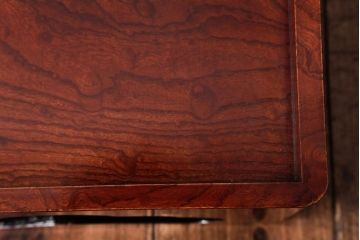 アンティーク雑貨　和製アンティーク　明治大正期　総ケヤキ材　艶やかな漆塗りが目を引くお膳(R-037420)