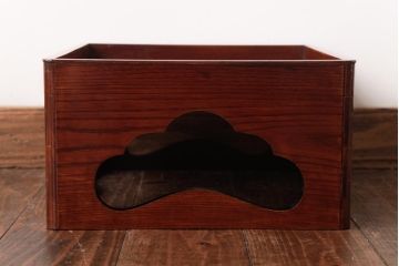 アンティーク雑貨　和製アンティーク　明治大正期　総ケヤキ材　艶やかな漆塗りが目を引くお膳(R-037421)