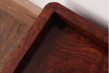 アンティーク雑貨　和製アンティーク　明治大正期　総ケヤキ材　艶やかな漆塗りが目を引くお膳(R-037421)