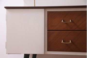 ヴィンテージ家具　HARRIS LEBUS社　イギリスビンテージのドレッサー(サイドボード)(R-037435)