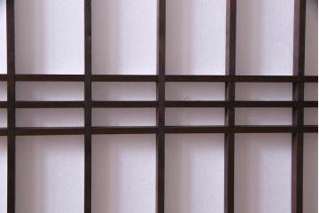 アンティーク家具　和製アンティーク　腰板ケヤキ材　黒塗りの枠がモダンな障子戸4枚セット(引き戸、建具)(R-037440)