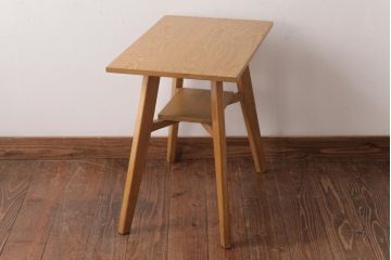 アンティーク家具　昭和初期　ナラ材製　北欧家具のようなスタイリッシュなサイドテーブル(R-037450)