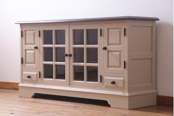 当店ペイント家具　北海道民芸家具　レトロな色合いのキャビネット(サイドボード、リビングボード、収納棚)(R-037453)