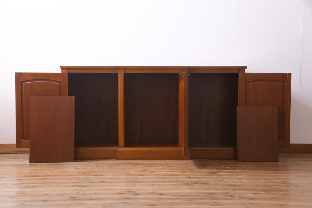 中古　DREXEL HERITAGE(ドレクセルヘリテイジ)　高級感のあるサイドボード(クレデンザ、クリデンザ、飾り棚)(R-037464)