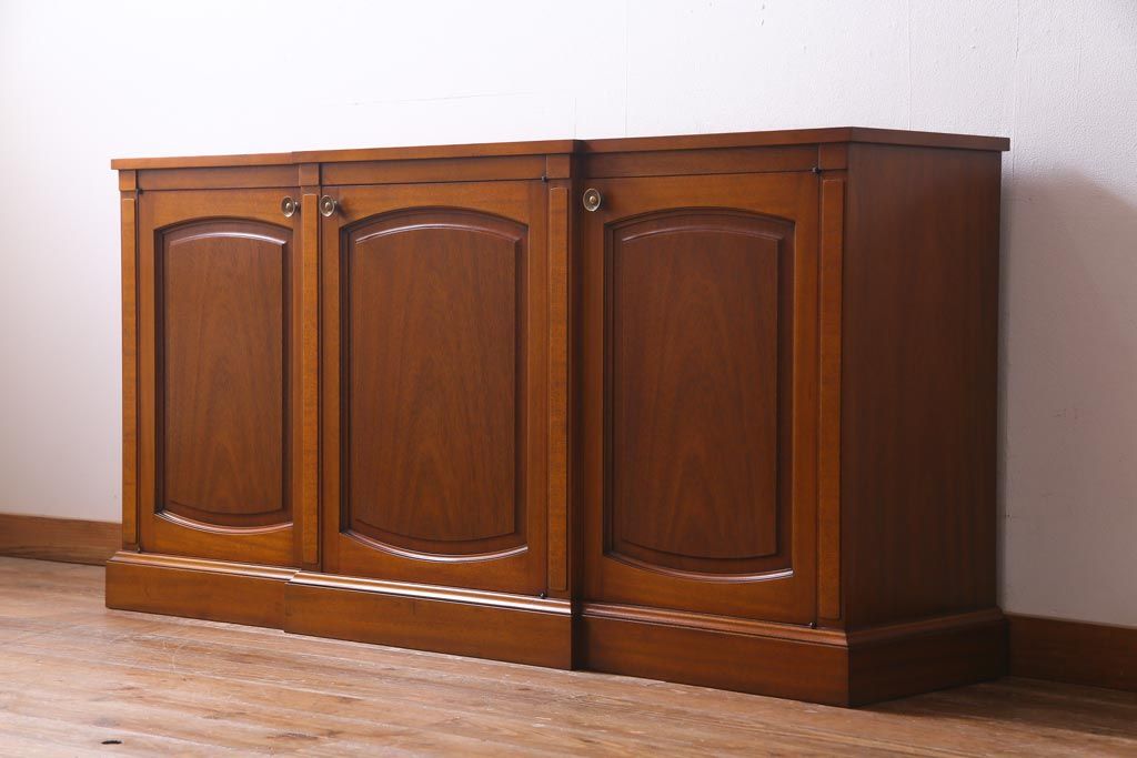 中古　DREXEL HERITAGE(ドレクセルヘリテイジ)　高級感のあるサイドボード(クレデンザ、クリデンザ、飾り棚)(R-037464)