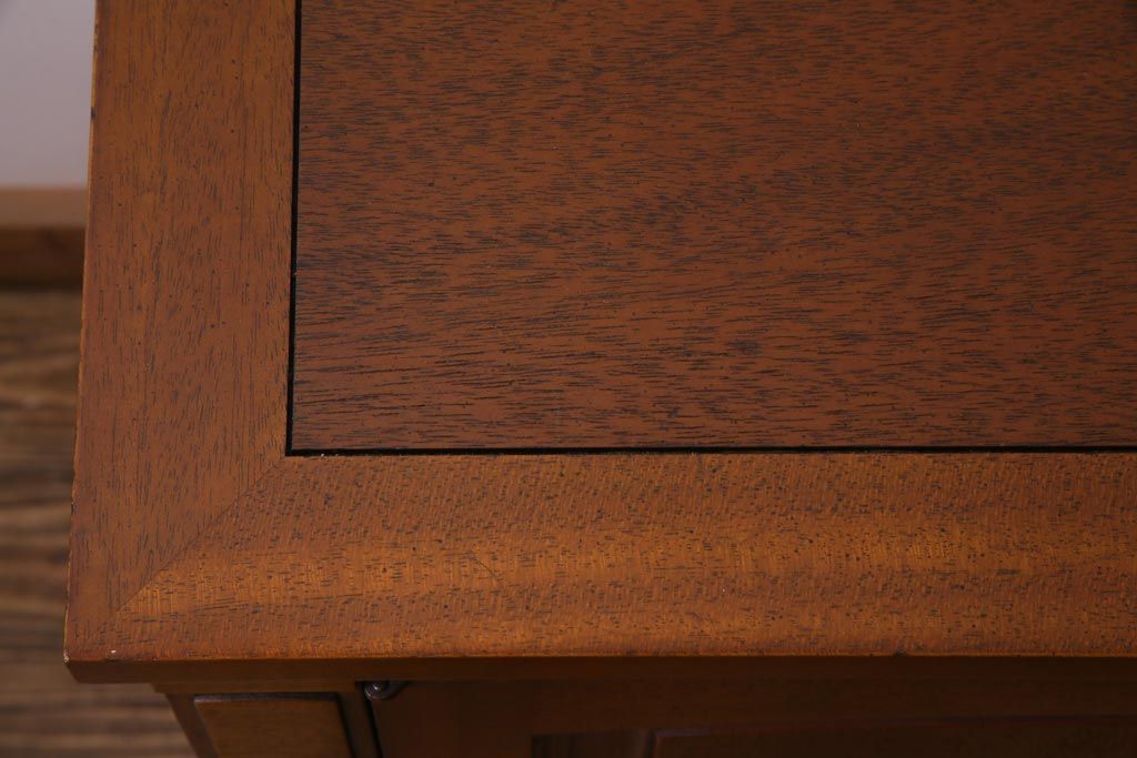 中古　DREXEL HERITAGE(ドレクセルヘリテイジ)　高級感のあるサイドボード(クレデンザ、クリデンザ、飾り棚)(R-037464)