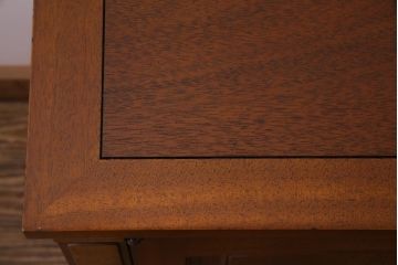 中古　DREXEL HERITAGE(ドレクセルヘリテイジ)　高級感のあるサイドボード(クレデンザ、クリデンザ、飾り棚)(R-037464)