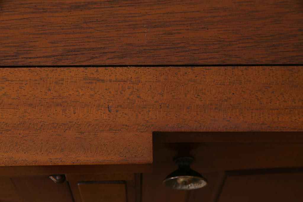 中古　DREXEL HERITAGE(ドレクセルヘリテイジ)　高級感のあるサイドボード(クレデンザ、クリデンザ、飾り棚)(R-037464)