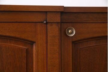 中古　DREXEL HERITAGE(ドレクセルヘリテイジ)　高級感のあるサイドボード(クレデンザ、クリデンザ、飾り棚)(R-037464)