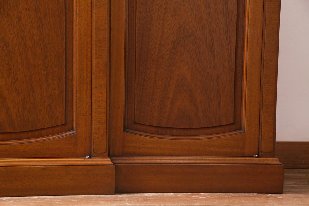 中古　DREXEL HERITAGE(ドレクセルヘリテイジ)　高級感のあるサイドボード(クレデンザ、クリデンザ、飾り棚)(R-037464)