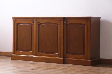 中古　DREXEL HERITAGE(ドレクセルヘリテイジ)　高級感のあるサイドボード(クレデンザ、クリデンザ、飾り棚)(R-037464)