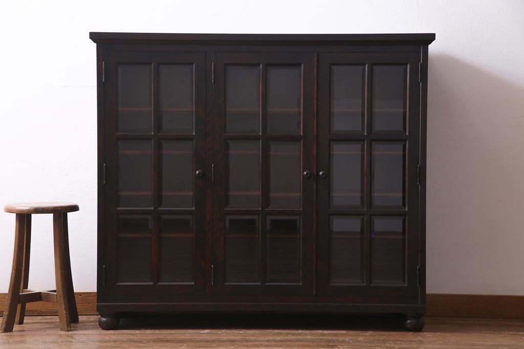 当店リメイク　民芸家具　北海道民芸家具　天板・丸脚付リメイクキャビネット(サイドボード、収納棚)(R-037473)