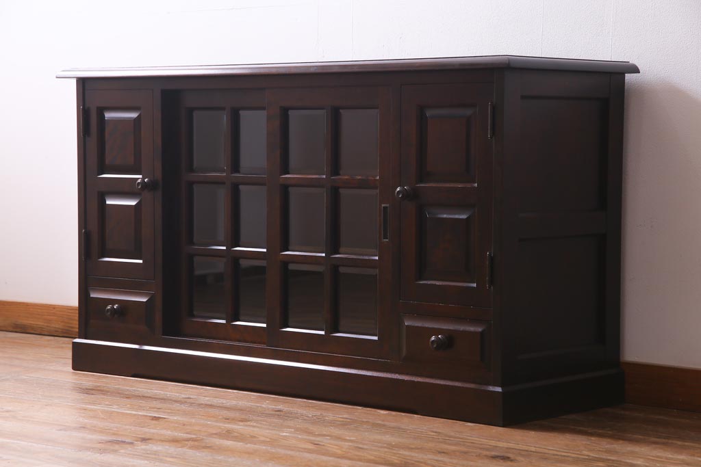 中古　北海道民芸家具　HM135　シックな雰囲気漂うサイドボード(リビングボード、キャビネット、収納棚)(定価約27万円)(R-037474)