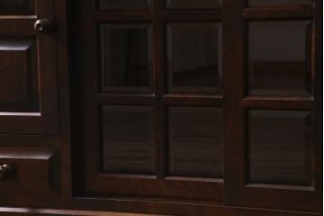 中古　北海道民芸家具　HM135　シックな雰囲気漂うサイドボード(リビングボード、キャビネット、収納棚)(定価約27万円)(R-037474)