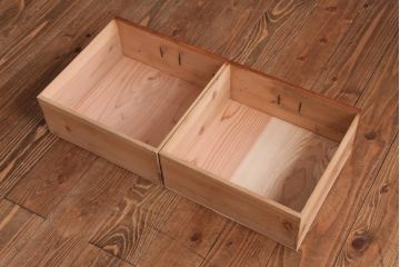 アンティーク家具　和製アンティーク　ヒノキ材の味わいが魅力的な小引き出し(小物収納)(R-037476)