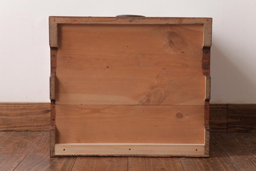 アンティーク家具　和製アンティーク　ヒノキ材の味わいが魅力的な小引き出し(小物収納)(R-037476)