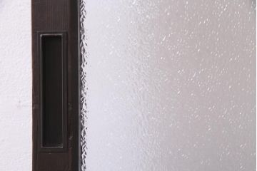 アンティーク家具　ダイヤガラスがおしゃれなレトロシックに合うガラス戸1枚(引き戸、建具)(R-037479)