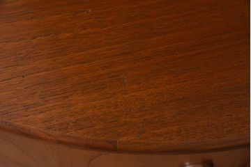 ヴィンテージ家具　G-PLAN(ジープラン)　北欧家具　チーク材　コーナーキャビネット(コーナーシェルフ、棚、戸棚、ビンテージ)(R-037484)